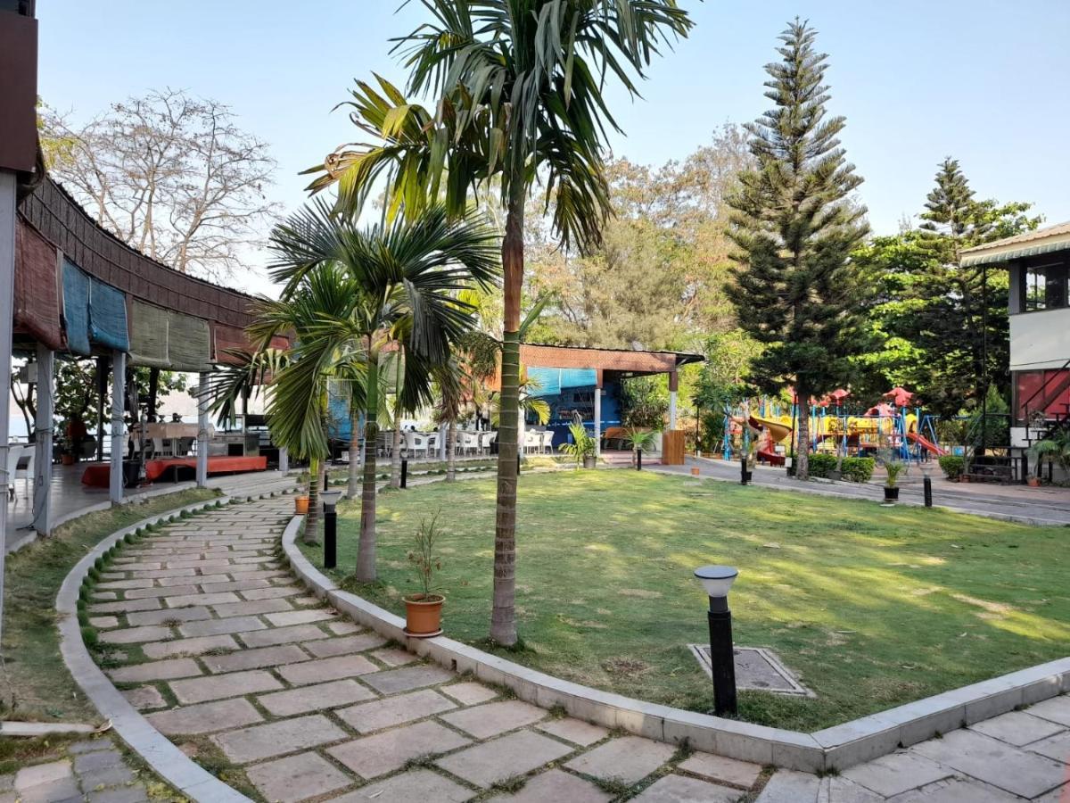 Aquarius Resort Gorhe Khurd ภายนอก รูปภาพ