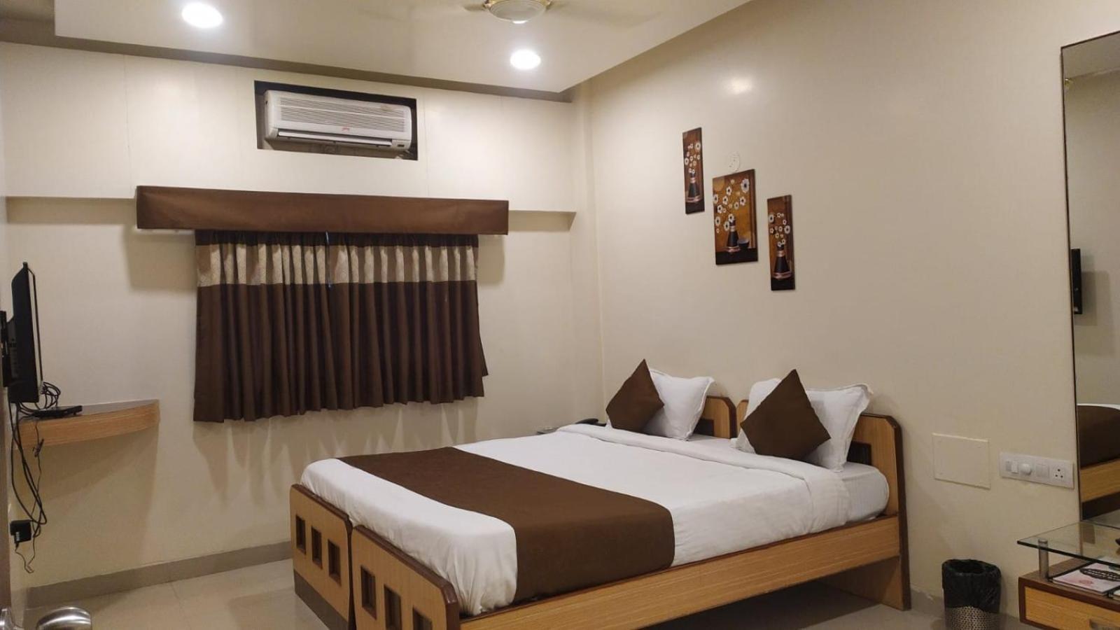Aquarius Resort Gorhe Khurd ภายนอก รูปภาพ